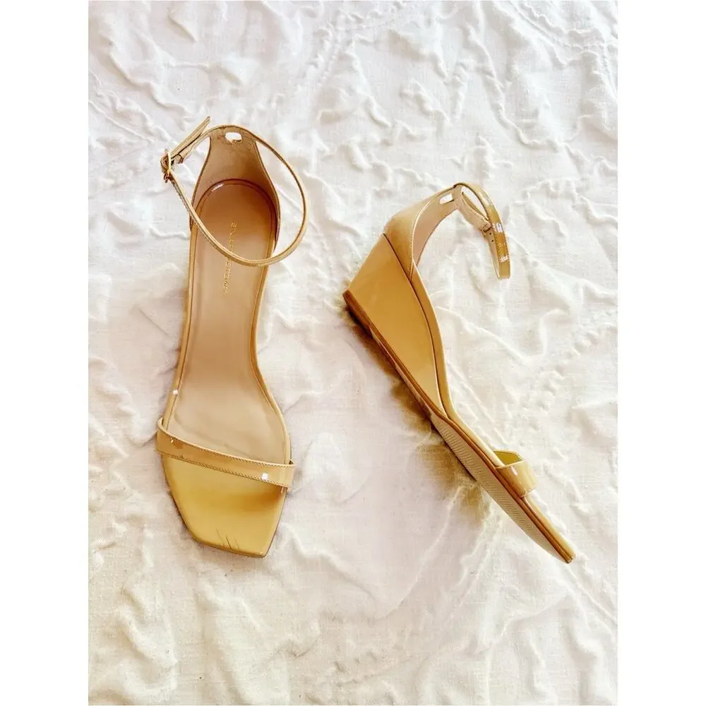 Stuart Weitzman Nudistcurve Wedge Sandal Size 11
